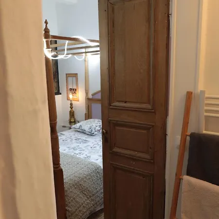 Apartment Atelier Des Glycines, Bouchon De Champagne, Sublime Site Patrimonial
