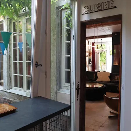 Atelier Des Glycines Centre *